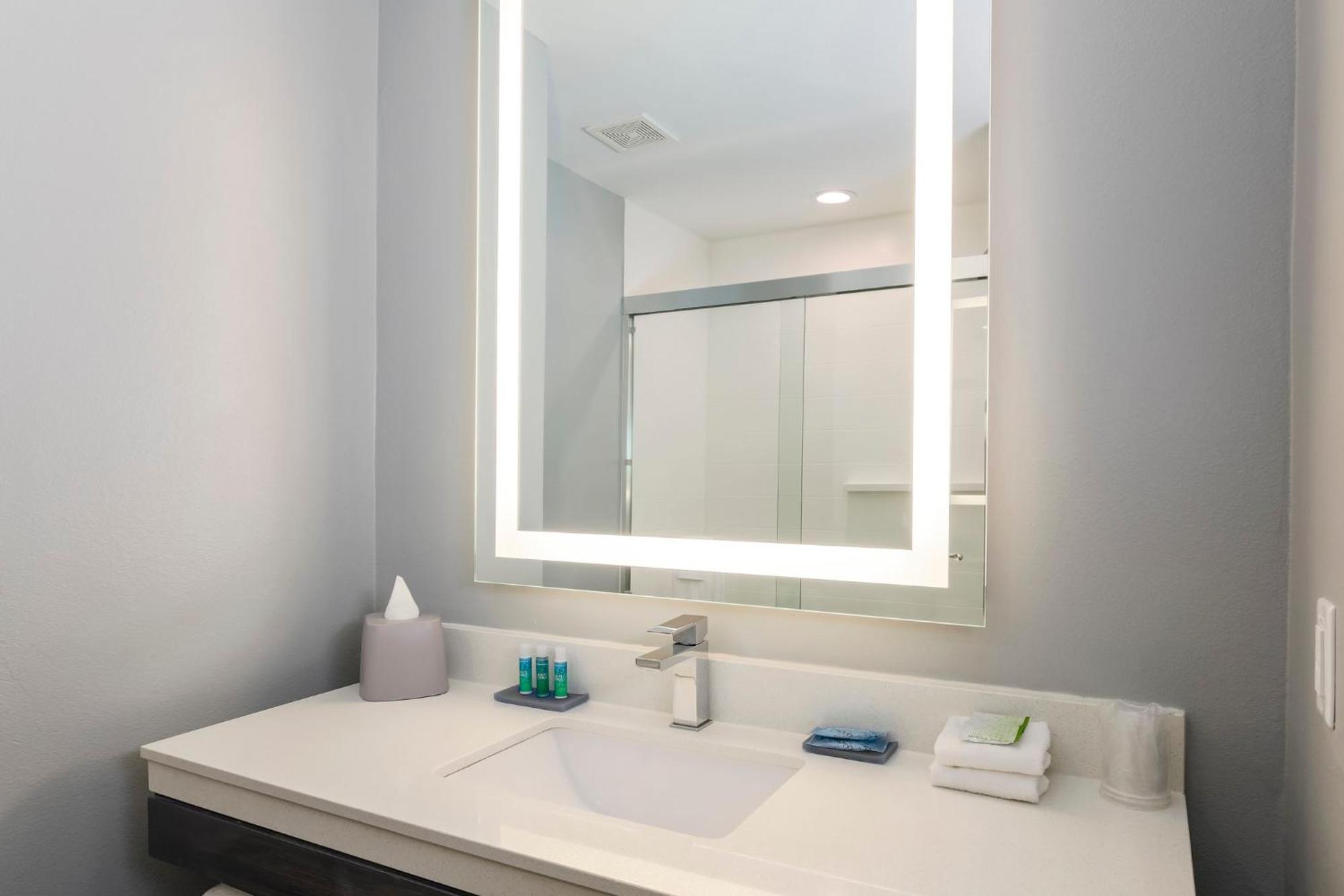 Holiday Inn Express & Suites Houston - Hobby Airport Area By Ihg Extérieur photo